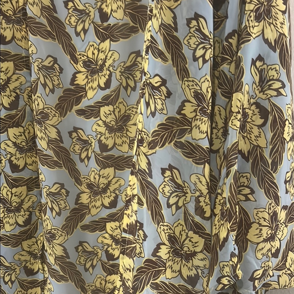 Floral Sheer Women's Top - Picture 6 of 6
